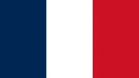 库里30分库里率勇士狂胜独行侠24分，巴特勒18分难敌库里神威