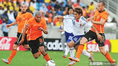 皮克批評西甲賽程，質疑德容紅牌處分不當